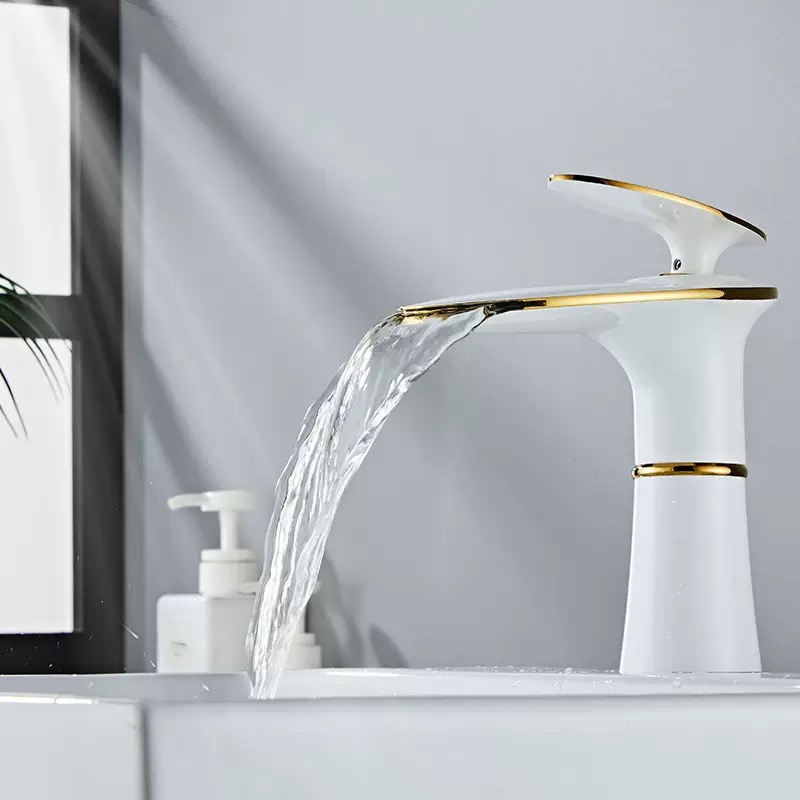 White/Black Gold Waterfall Bas - Home Hardware Bathroom Faucets บทวิจารณ์และราคา